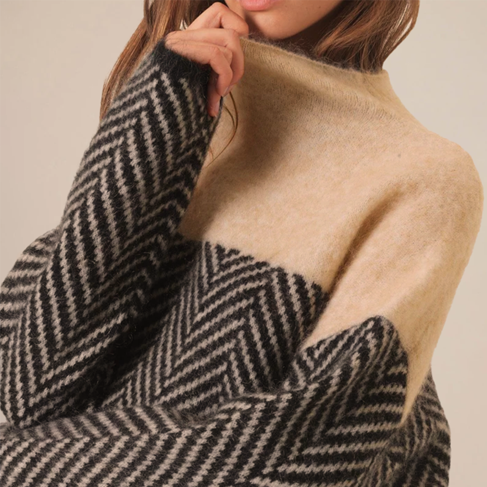 Gia - Luxury Cashmere Roll Neck Jumper